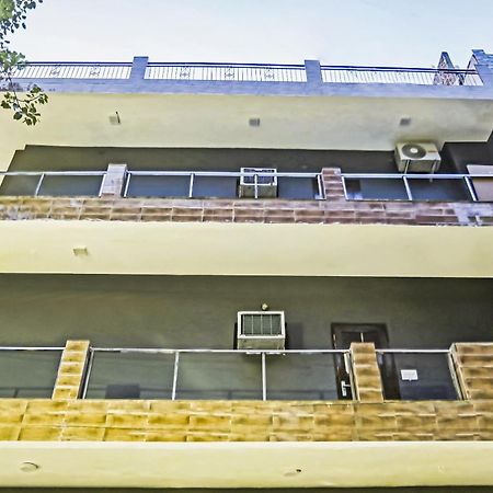 Hotel O Kashish Residency Near Model Town Metro Station Nova Deli Exterior foto
