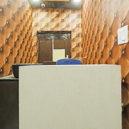 Hotel O Kashish Residency Near Model Town Metro Station Nova Deli Exterior foto