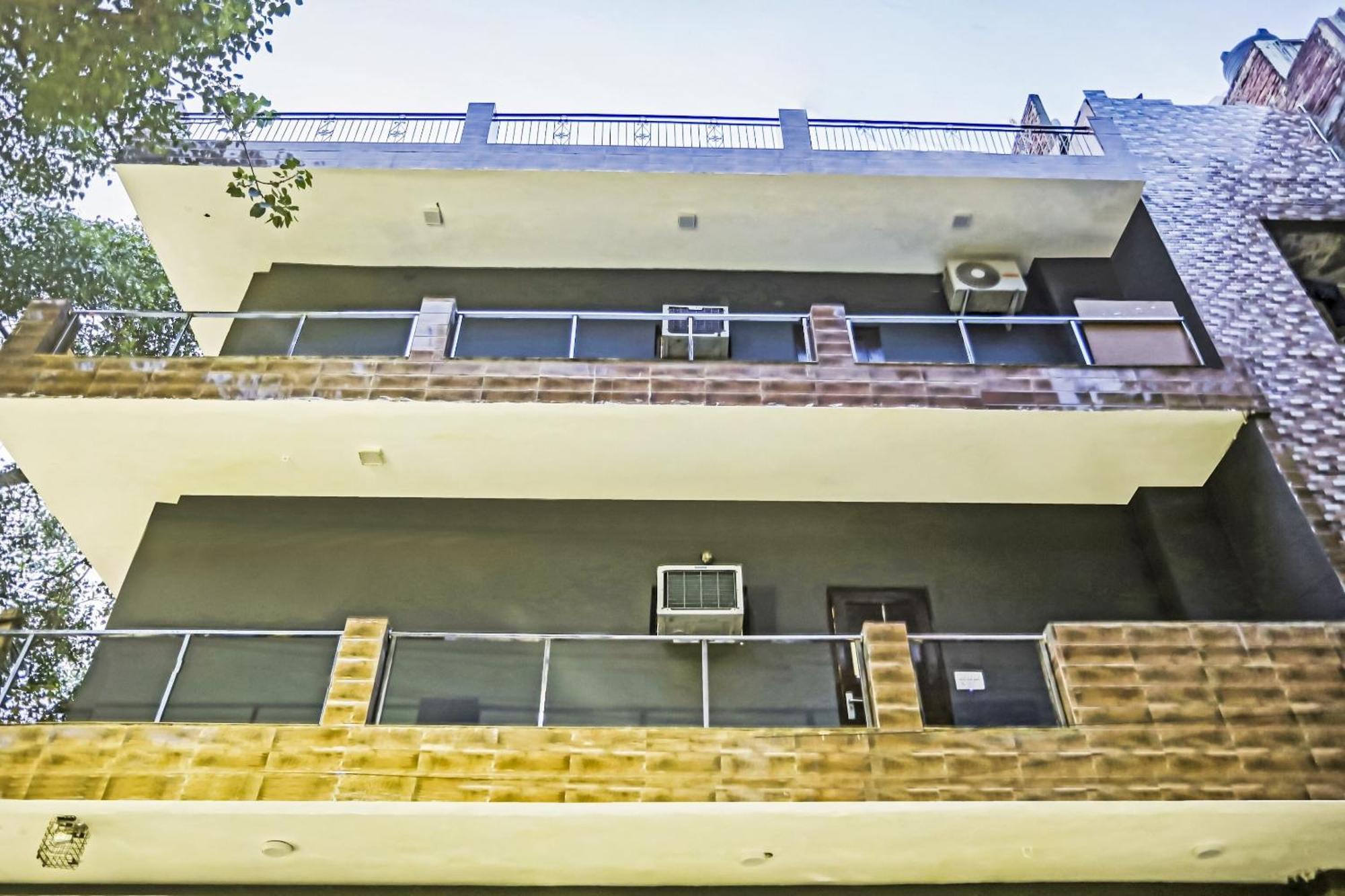 Hotel O Kashish Residency Near Model Town Metro Station Nova Deli Exterior foto