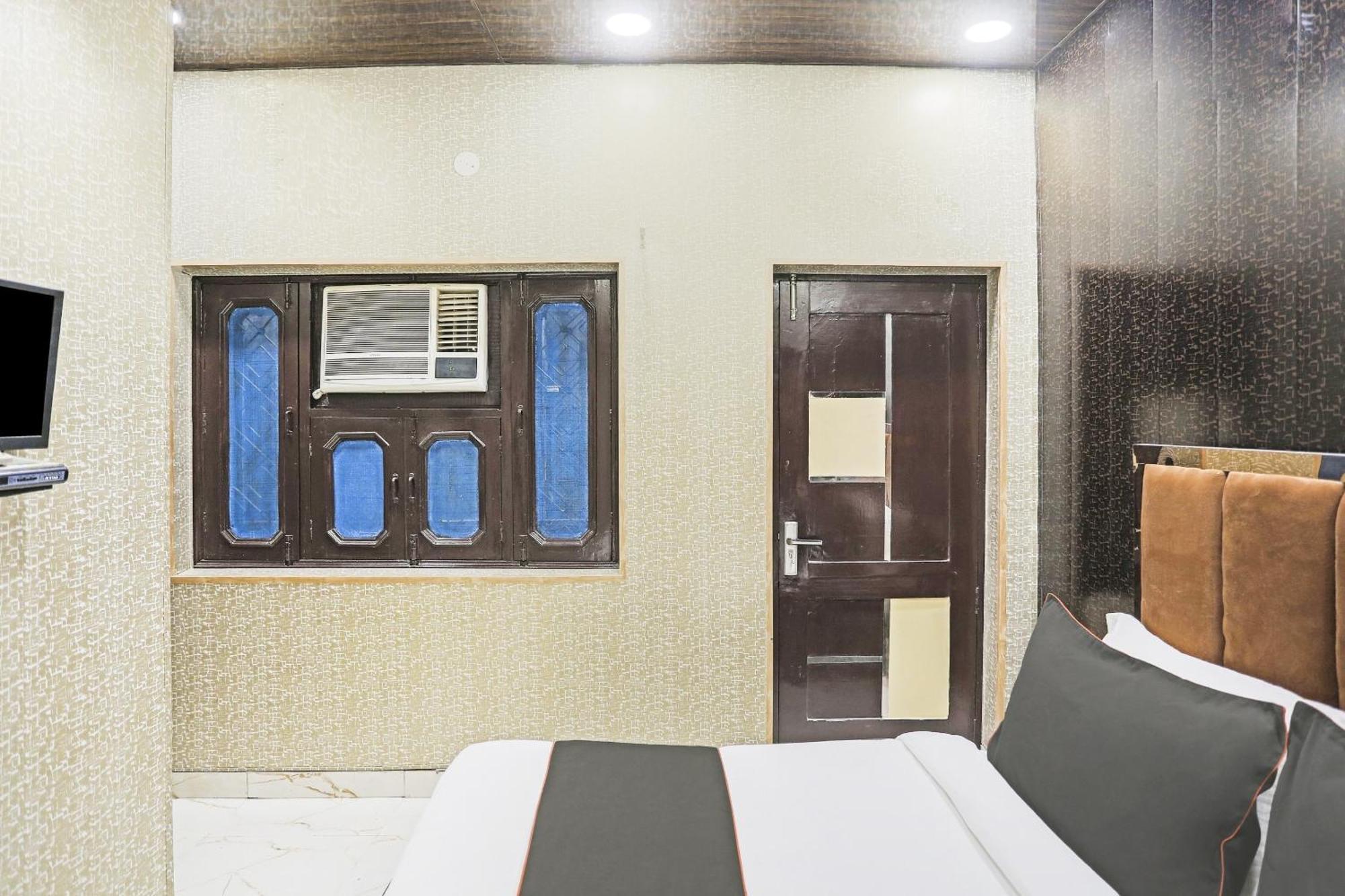 Hotel O Kashish Residency Near Model Town Metro Station Nova Deli Exterior foto